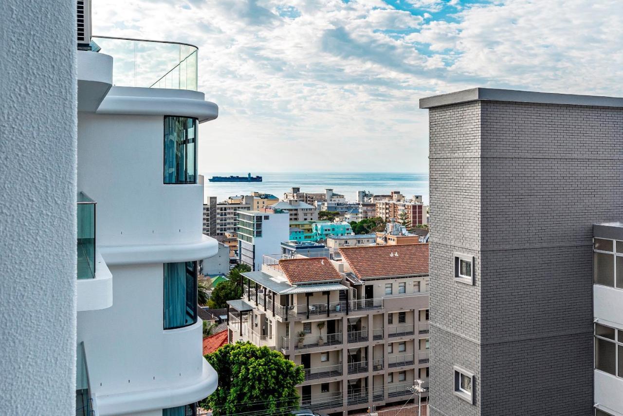 Strand Beach, Magnificent Apartment... Sea Point Cape Town Bagian luar foto